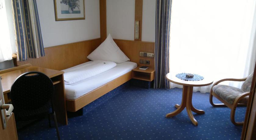 Hotel Tijda Stuttgart Rum bild