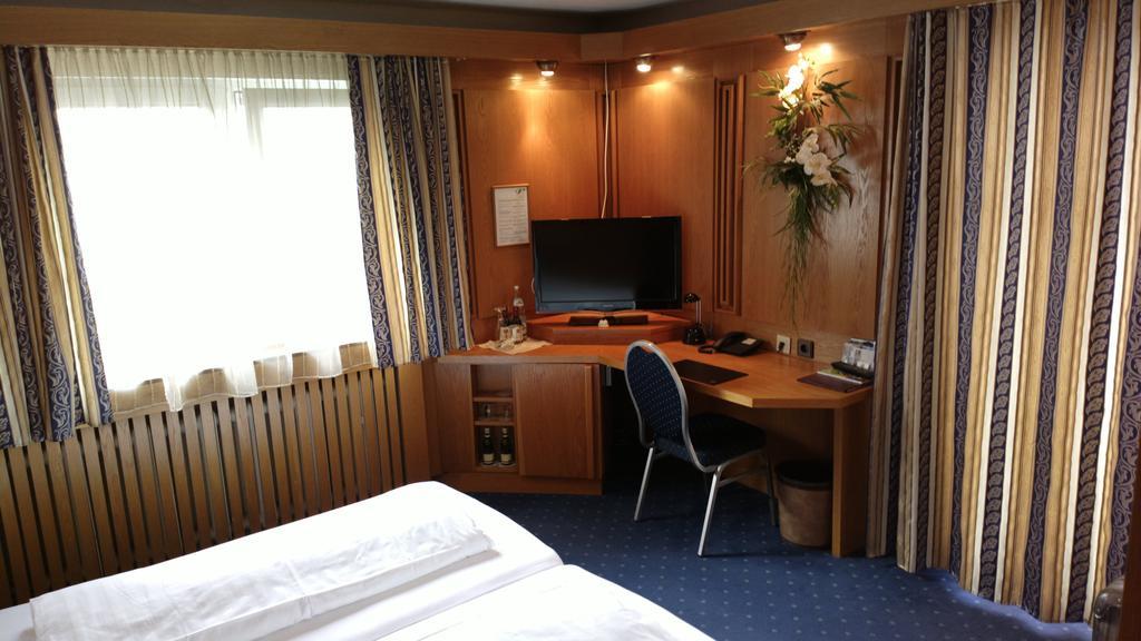 Hotel Tijda Stuttgart Exteriör bild